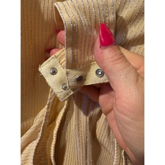 Astr the label Reese metallic twist front bodysuit beige silver size medium - Picture 7 of 10